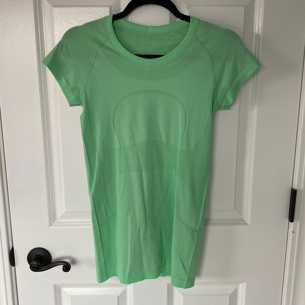 Lululemon Swiftly Tech SS Crew